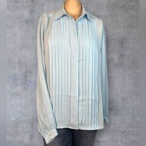 Elegant Jaclyn Smith Blouse - Perfect for Office or Casual Wear!